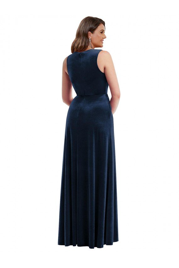 Deep V-Neck Sleeveless Velvet Evening Maxi Dress with Pockets